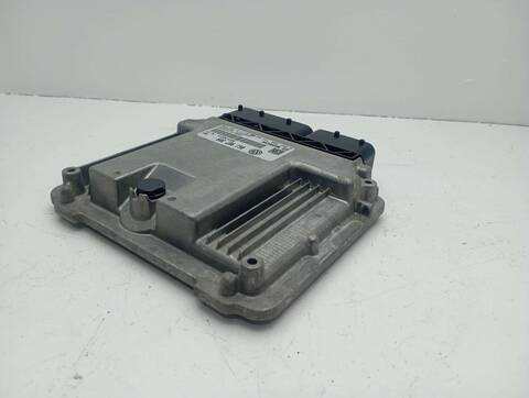 Foto 3ª: Centralita Motor ECU Volkswagen Passat BASICO 160CV 118KW [CDA] (2015)