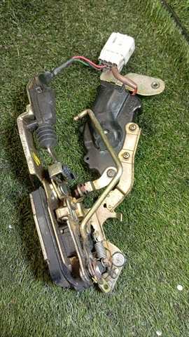 Foto 4ª: Cerradura Puerta Delantera Izquierda Toyota 4 Runner 3.0 T DIESEL (1993)