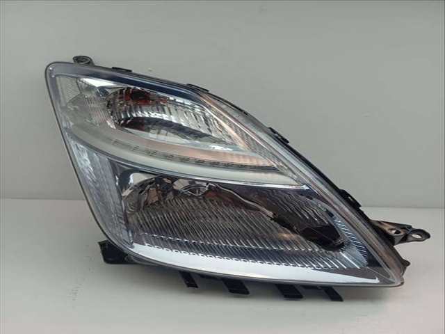 Faro Derecho Toyota Prius 1.5 CAT 78CV 57KW