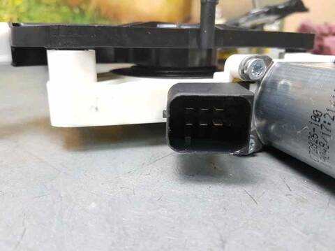 Foto 2ª: Elevalunas Eléctrico Delantero Derecho Mercedes Clase C 160 C 220 D 205.304) COUPE 170CV 125KW [651921] (2018)