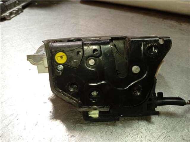 Foto 3ª: Cerradura Puerta Trasera Izquierda Volkswagen Passat 2.0 TDI 16V [CBAB]