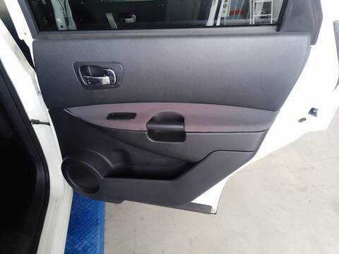Foto 2ª: Tapizados Cartoneras Nissan Qashqai ACENTA 141CV 104KW [MR20] (2011)