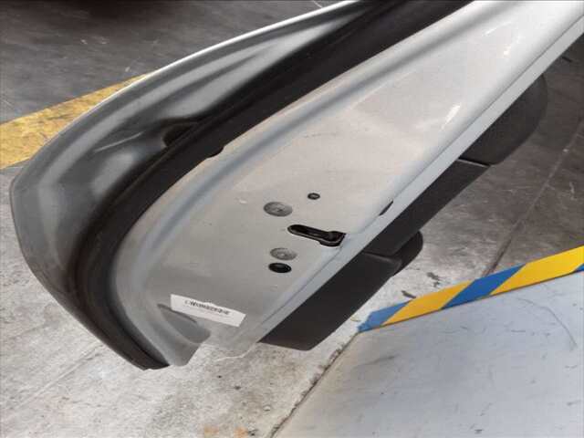 Foto 3ª: Puerta Trasera Izquierda Peugeot 308 1.6 HDI112CV 0CV [9HR] (2011)