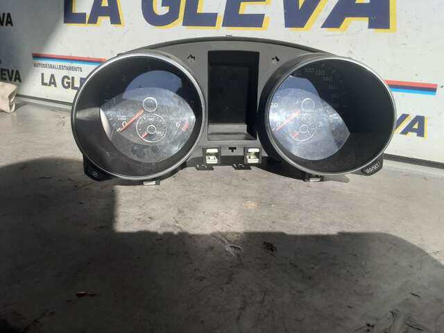 Cuadro de Instrumentos Volkswagen Golf 1.6 TDI 105CV 0CV