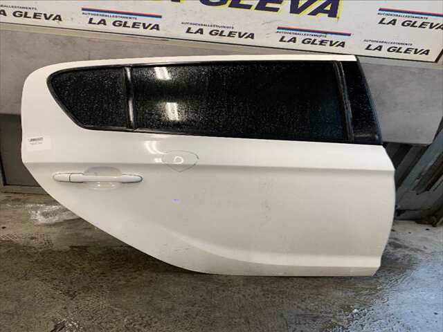 Puerta Trasera Derecha Hyundai i20 1.1 CRDI75CV 0CV