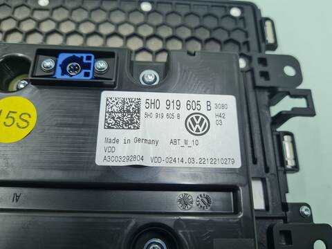 Foto 2ª: Pantalla Multifuncion Volkswagen Golf LIFE 115CV 85KW [DTR] (2022)