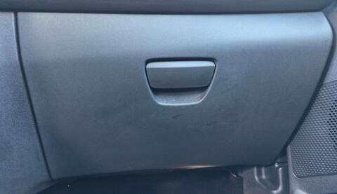 Guantera Peugeot 2008 HMZ