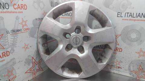 Foto 3ª: Tapacubos Opel Zafira 200CV 147KW (2005)