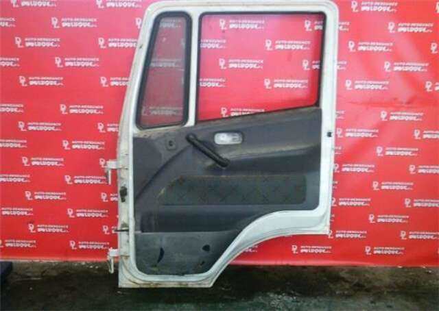 Foto 3ª: Puerta Delantera Derecha Nissan Atleon 165.75 [B660N]