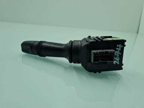 Foto 2ª: Mando Multifuncion Kia Rio 1.2 CAT 84CV 62KW [DOHC] (2015)