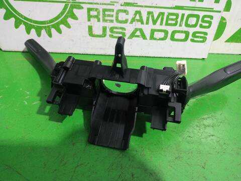 Foto 2ª: Mando Multifuncion Seat Altea STYLE ECOMOTIVE 105CV [CAYC] (2006)