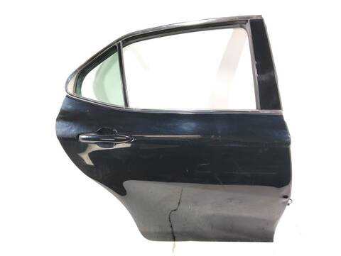 Puerta Trasera Derecha Toyota Camry HYBRID ADVANCE