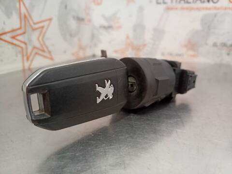 Foto 3ª: Antirrobo Peugeot 208 ACCESS 68CV 50KW [8HR01] (2013)