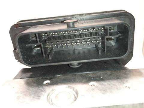 Foto 4ª: Abs Renault Clio LIMITED 91CV 67KW [H4D470] (2021)