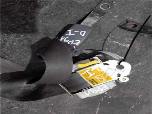 Cinturón Delantero Izquierdo Toyota Starlet 1.3