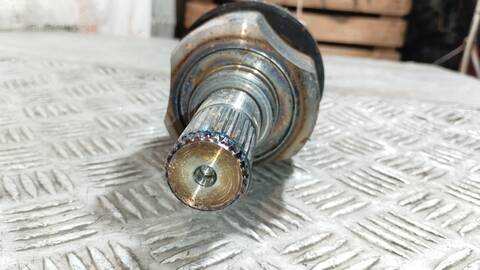 Foto 4ª: Transmision Delantera Izquierda Kia Carens BUSINESS 116CV 85KW [D4FD] (2018)