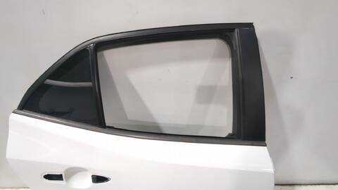 Foto 3ª: Puerta Trasera Derecha Toyota Corolla 1.8 VVTI HYBRID ZWE219) HATCHBACK 140CV [2ZR-FXE] (2018)