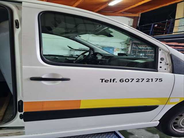 Puerta Delantera Derecha Peugeot Expert 2.0 HDI 130 128CV 94KW FURGONETA