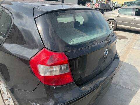 Foto 1ª: Portón Bmw Serie 1 114 204D4 BERLINA (2004)