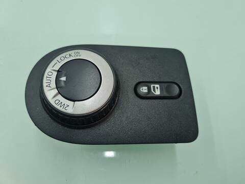 Mando Multifuncion Nissan Qashqai ACENTA 4X4 131CV 96KW