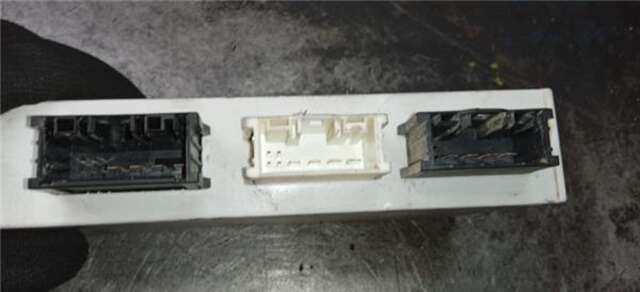 Foto 3ª: Centralita Motor ECU Bmw Serie 3 315 3.0 330D [3.0 LTR. - 180 KW TURBODIESEL] [N57 D30 A]