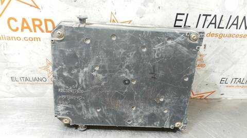 Foto 2ª: Caja Reles Fusibles Citroen C4 TONIC 110CV 81KW [HN01] (2016)