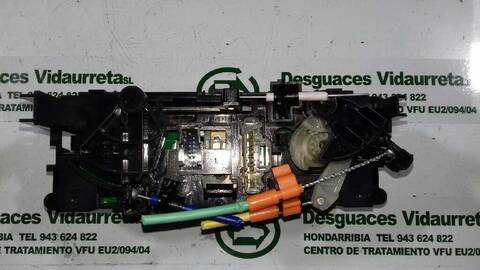 Foto 2ª: Mando Calefacción A. A. Peugeot 207 CONFORT 73CV 54KW [KFV] (2009)