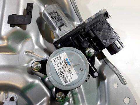 Foto 3ª: Elevalunas Eléctrico Delantero Izquierdo Kia Carnival 2.9 CRDI VGT ACTIVE 185CV 136KW [J3] (2009)