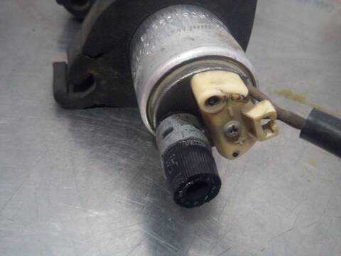 Foto 2ª: Bomba Combustible Audi A5 2.0 TDI 105KW) 143CV [CAGA] (2010)