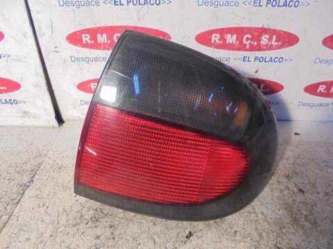 Piloto Trasero Derecho Renault Megane 1.6 90CV 66KW I CLASSIC LA0)