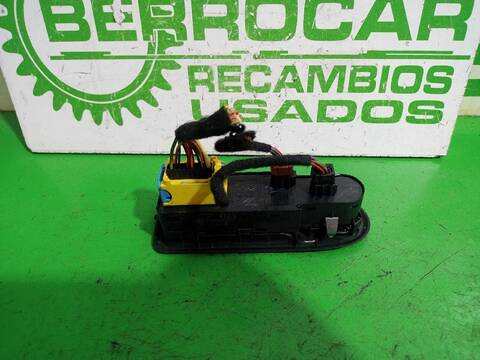 Foto 2ª: Botonera Elevalunas Peugeot 508 ACTIVE 140CV [8DRHF8] (2011)