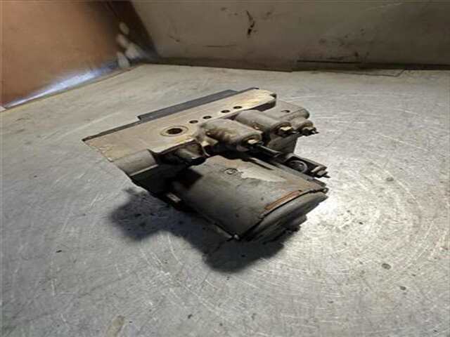 Foto 3ª: Abs Mercedes Clase E 180 2.0 200 (210.035) [2.0 LTR. - 100 KW 16V CAT] [M 111.942]