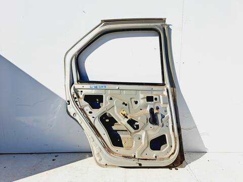 Foto 3ª: Puerta Trasera Izquierda Dacia Logan 1.4 CAT 75CV 55KW [K7J A7] (2006)