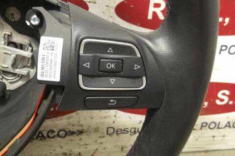 Foto 3ª: Volante Volkswagen Passat BLUEMOTION BERLINA 110CV 81KW [CBD] (2009)