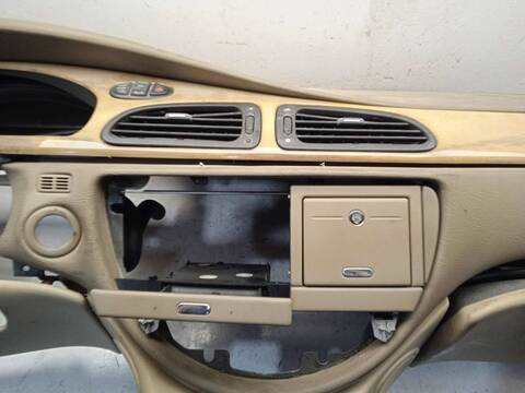 Foto 3ª: Salpicadero Jaguar S Type 3.0 V6 24V CAT 238CV 175KW (2000)