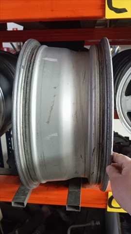 Foto 2ª: LLanta Aleacion Toyota Land Cruiser 2.8 D-4D GRJ150 [1GDFTV] (2021)