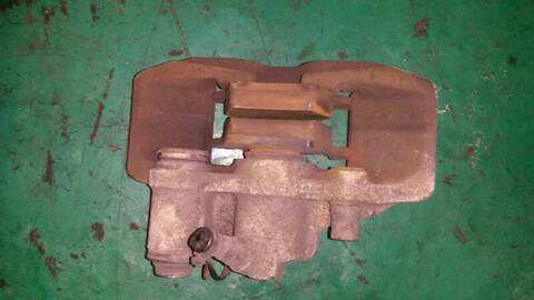 Foto 2ª: Pinza Freno Trasera Derecho Mercedes Clase V 200 2.2 16V CDI TD CAT 122CV 90KW [611980] (2002)