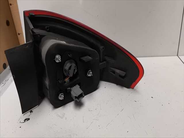 Foto 2ª: Piloto Trasero Izquierdo Ford Mondeo 2.0 TDCI [D/TXBA] (2011)