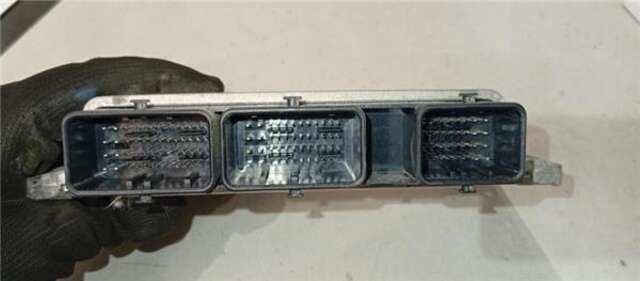 Foto 3ª: Centralita Motor ECU Renault Megane 1.5 DYNAMIQUE [1.5 LTR. - 81 KW DCI DIESEL FAP] III COUPE (2008-_)