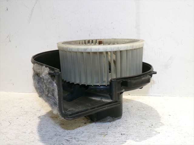 Foto 2ª: Ventilador de Calefacción Skoda Spaceback 1.4 TDI 2013-2019 [CUS] (2016)