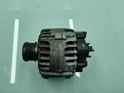 Foto 4ª: Alternador Renault Megane LIMITED BERLINA 95CV 70KW III BERLINA 5 P [K9K R8] (2015)