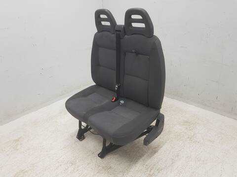 Foto 3ª: Asiento Delantero Derecho Peugeot Boxer HDI 333) 113CV 83KW FURGON