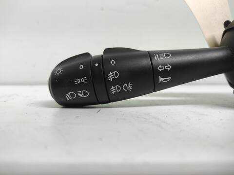 Mando Multifuncion Dacia Dokker K9K626