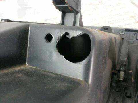 Guantera Renault Megane DYNAMIQUE LUXE 131CV 96KW FAMILIAR II FAMILIAR