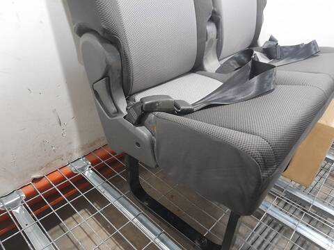 Foto 3ª: Asientos Traseros Toyota Hiace VERSION INDEFINIDA (2019)