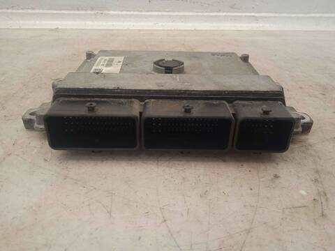Centralita Motor ECU Dacia Sandero 0.9 TCE CAT BIVALENT. GASOLINA - GPL) 90CV 66KW