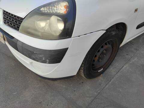 Foto 3ª: Paragolpes Delantero Renault Clio D7F720 (2003)