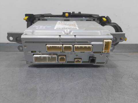 Foto 2ª: Sistema GPS Toyota Yaris 1.5 NSP131_) 112CV 82KW [2NR] (2019)