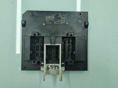 Centralita Motor ECU Volkswagen Golf SPORT 131CV 96KW