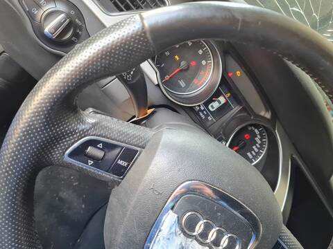 Foto 2ª: Volante Audi A5 2.0 TFSI 132KW) COUPE 180CV [CDNB] (2011)